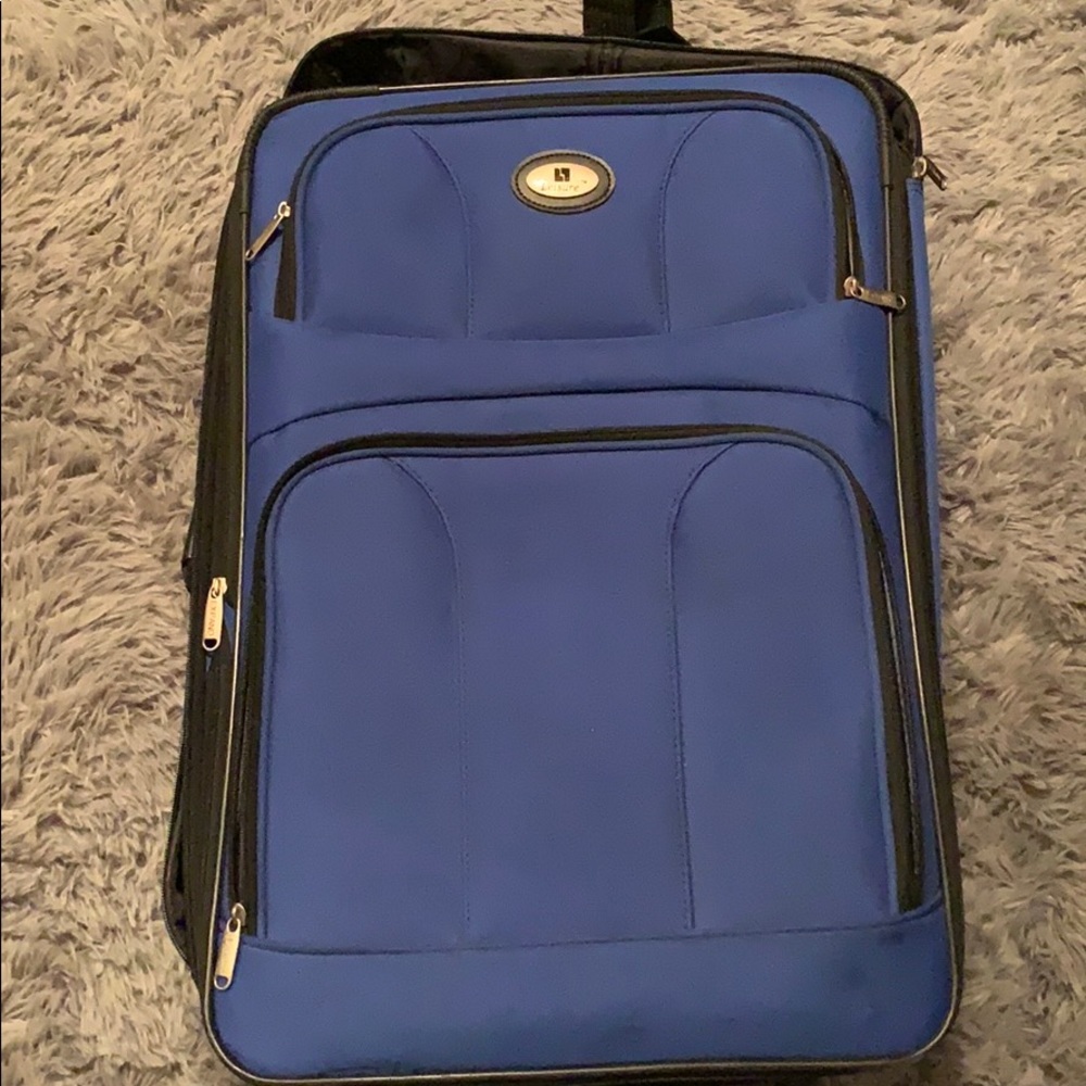 Large suit case